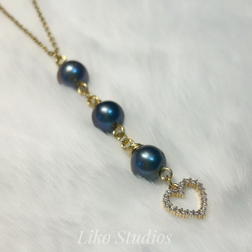 Triple Pearl Necklace