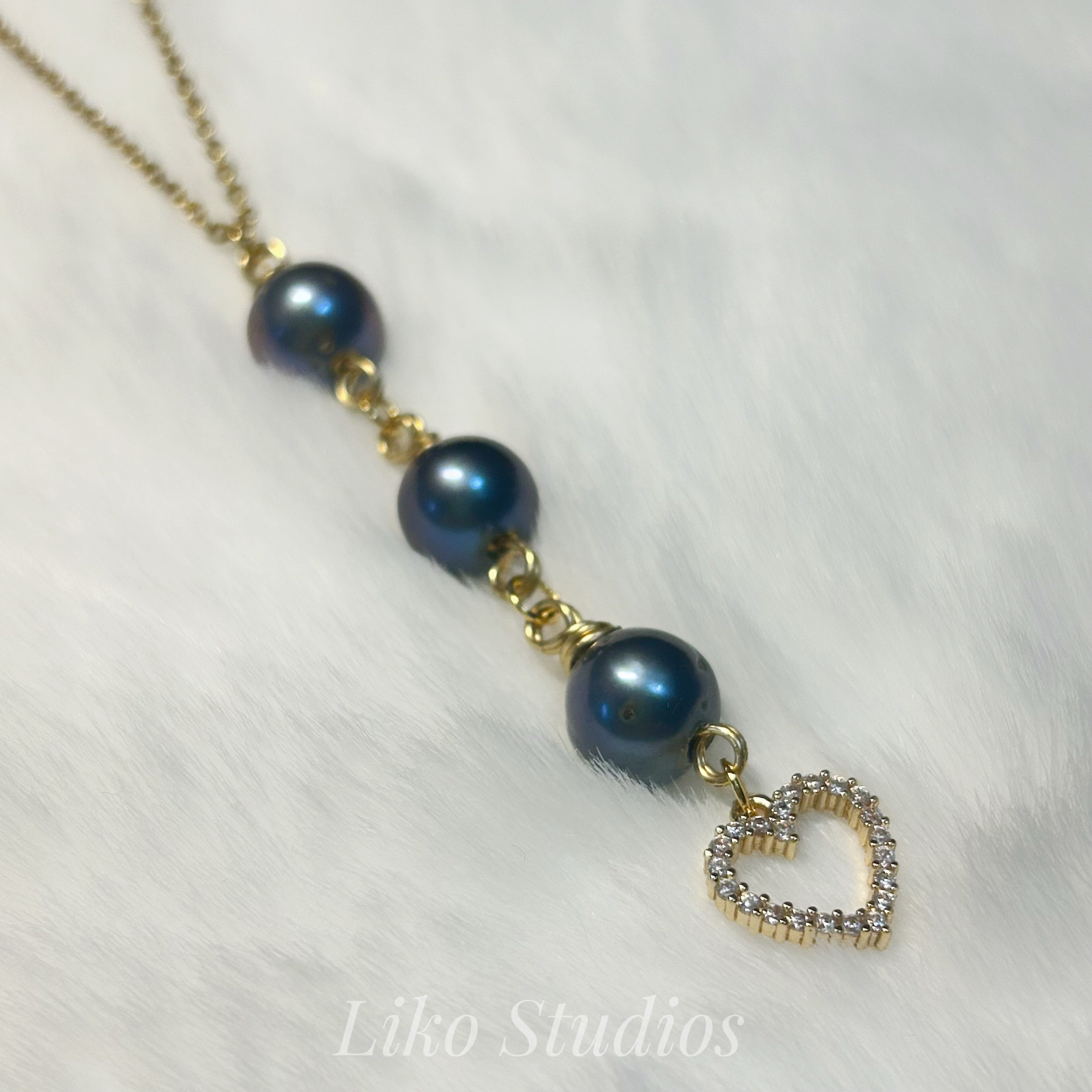 Triple Pearl Necklace