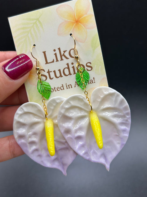 Anthurium Clay Earrings, Lilac