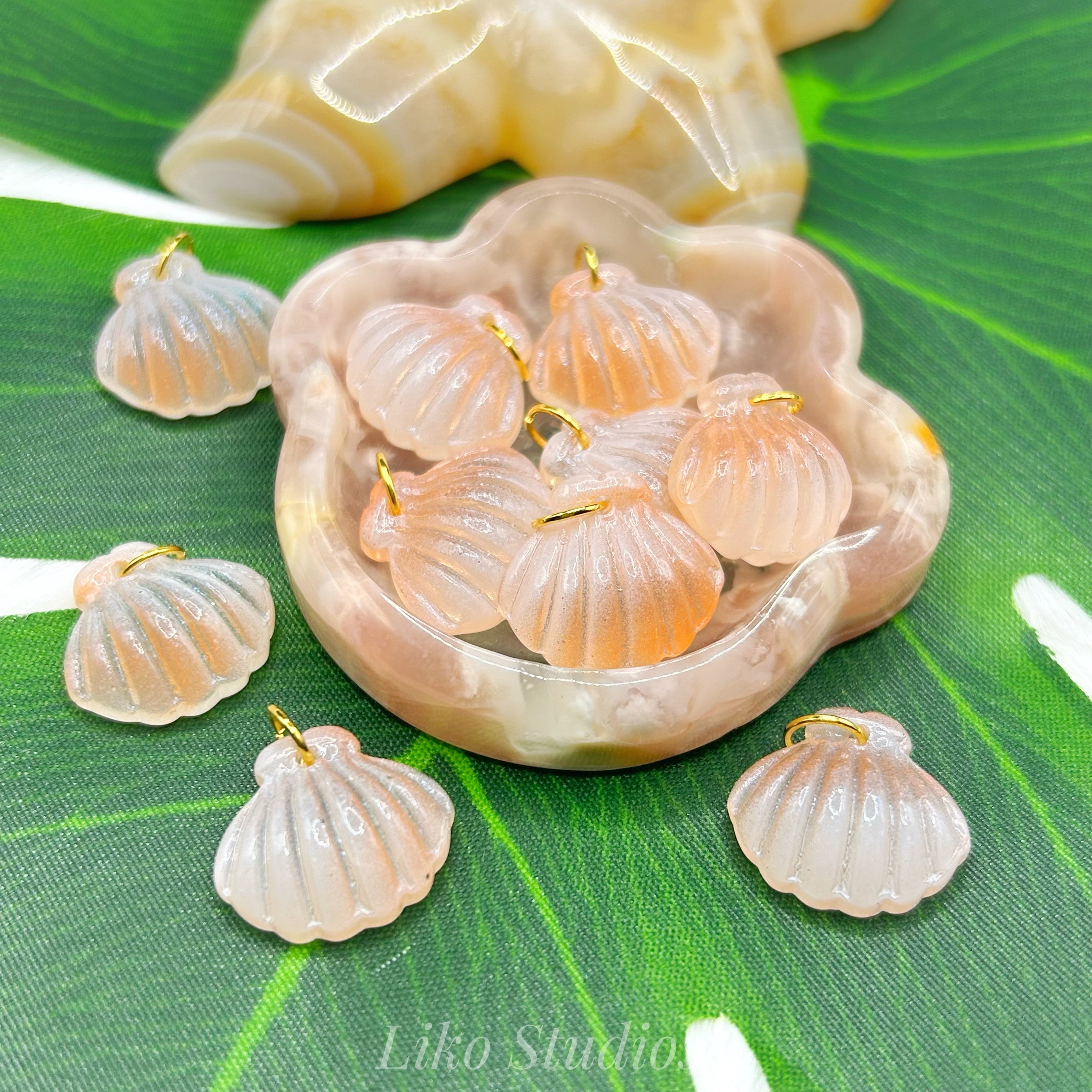 Beach Shells • Prelooped Beads